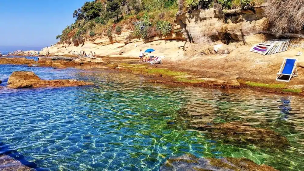 maechiaro lo scoglione napoli