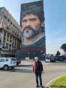 marco ilardi murales jorit dios umano diego armando maradona