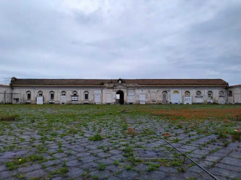 la leggenda del cimitero delle 366 fosse